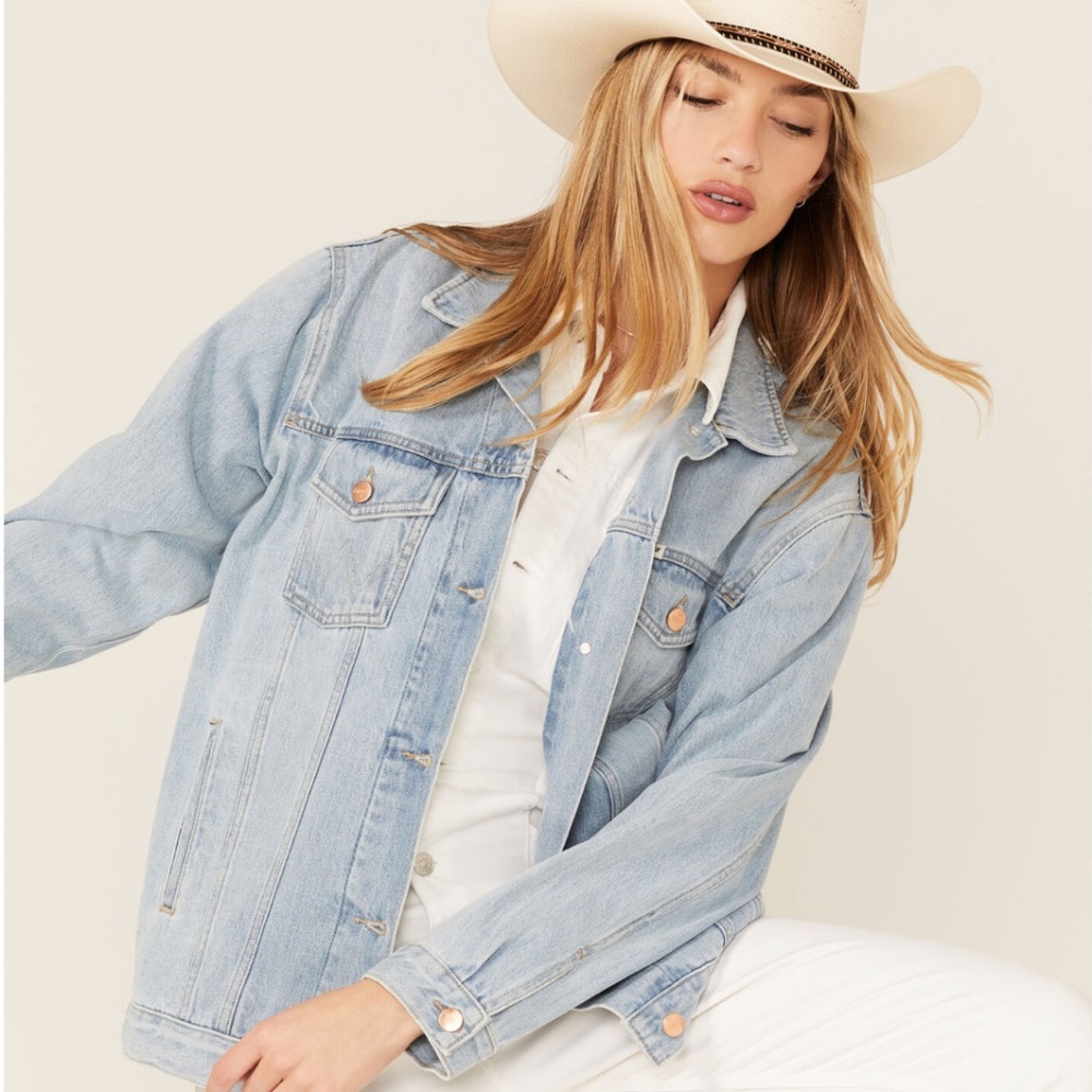 NWT!! Wrangler Heritage Jacket - M